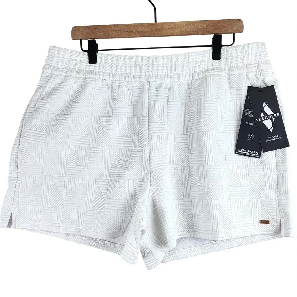 Skechers GO WALK Diamond Shorts Men XL White Textured Ottoman Knit Activewear‎